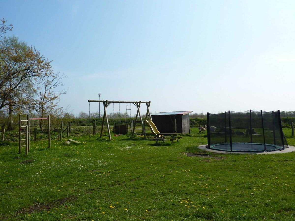 Ferienhaeuser Abild - Urlaub Auf Dem Bauernhof Tarp Exterior foto
